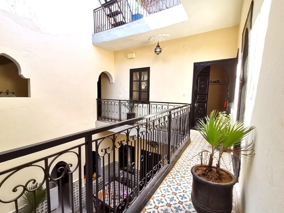 Casa de hóspedes Dar Mirai